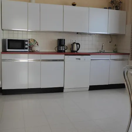 Waltraud Apartamento *